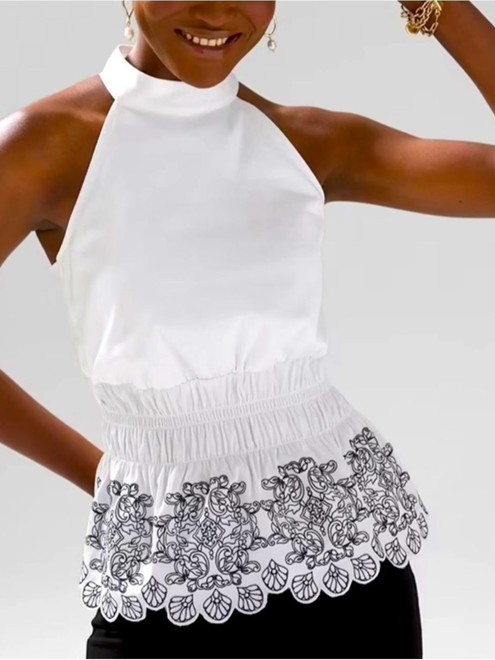 White House Black Market Size 8 Mock Neck Halter Top Embroidered Scallop Hem
